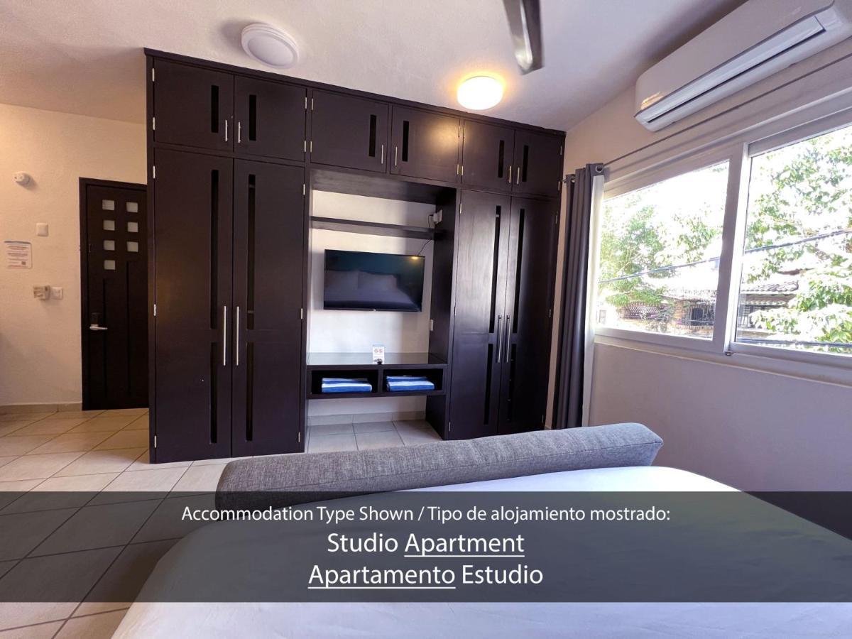 Cardenas Suites Puerto Vallarta Exterior foto